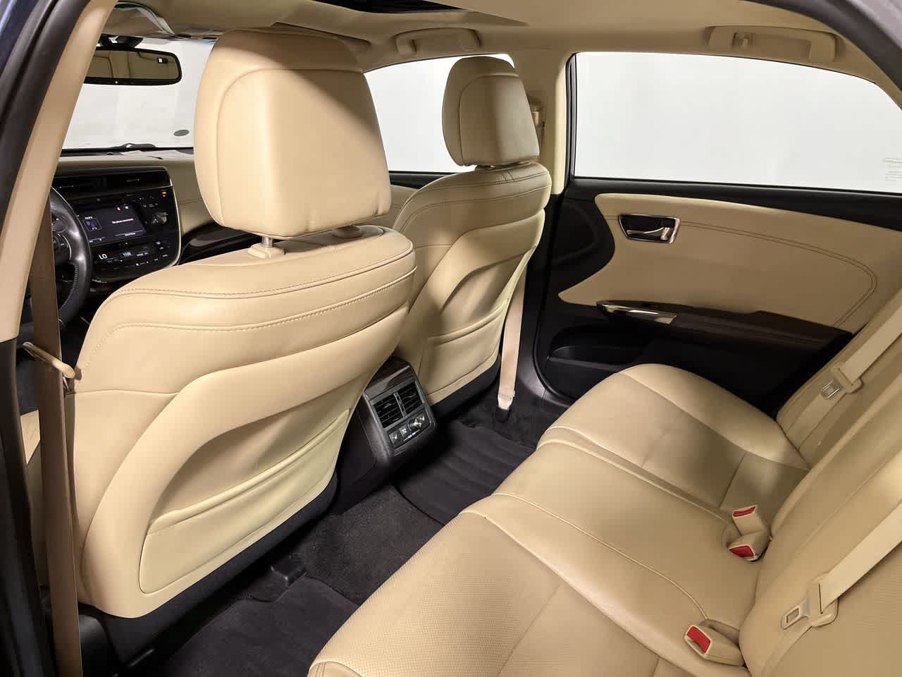 Used 2015 Toyota Avalon Limited FWD image 25