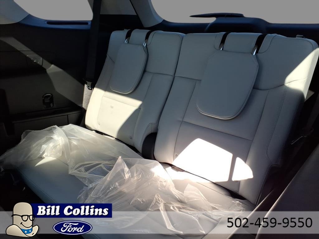 New 2026 Ford Explorer Platinum w/ LUX Leather Package image 5