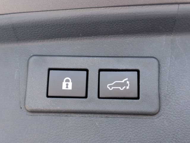Used 2023 Subaru Outback Premium AWD/4WD image 32