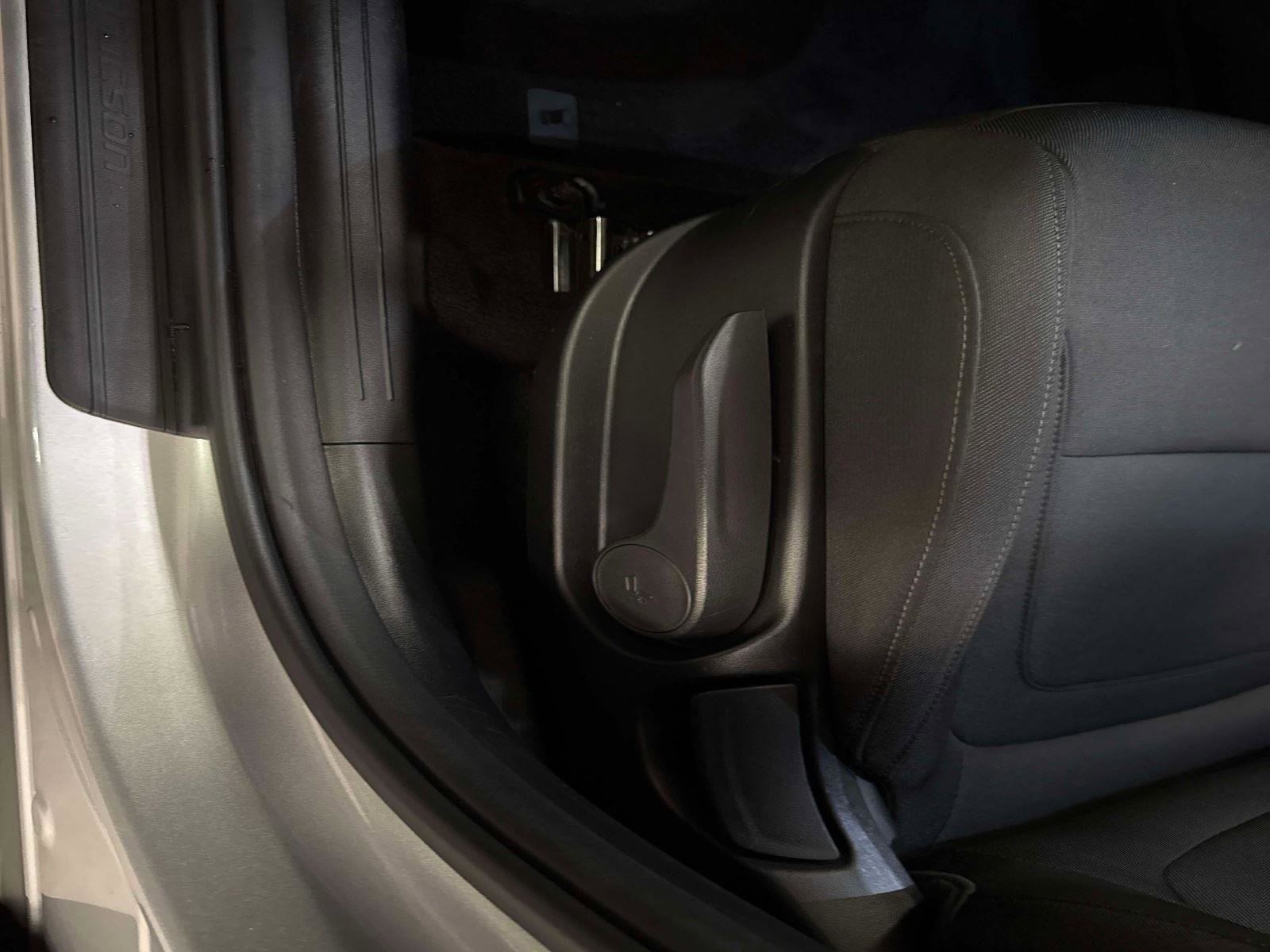 Certified 2025 Hyundai Tucson SE image 20