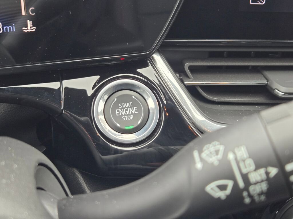 New 2026 Chevrolet Trax RS w/ Driver Confidence Package image 21