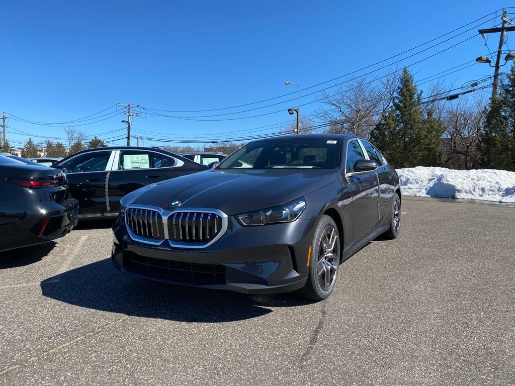 New 2026 BMW 540i xDrive AWD/4WD video 1