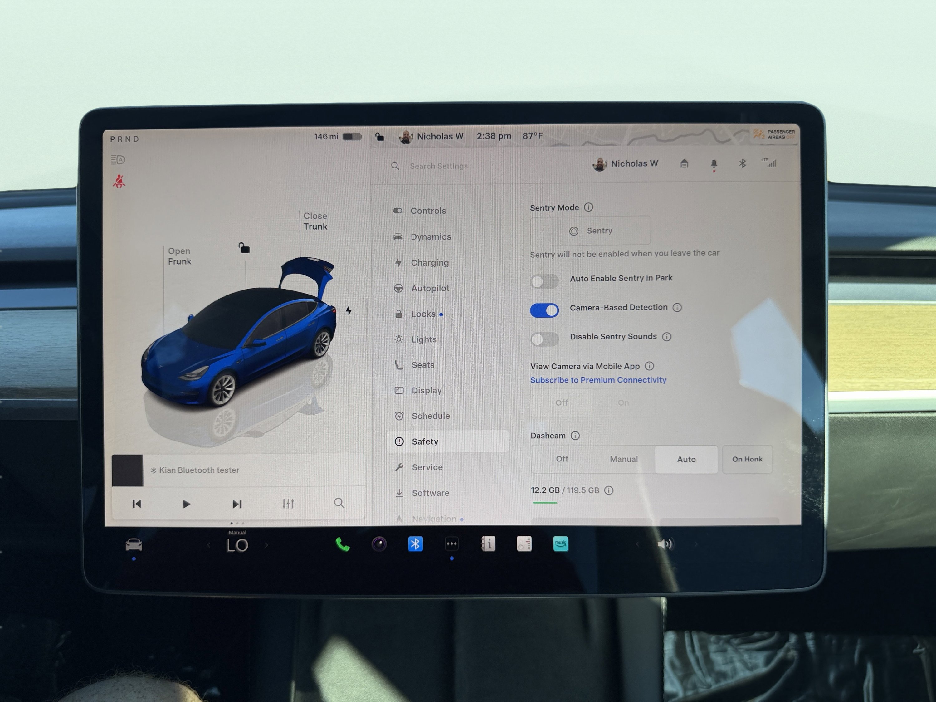 Used 2022 Tesla Model 3 Standard Range image 59