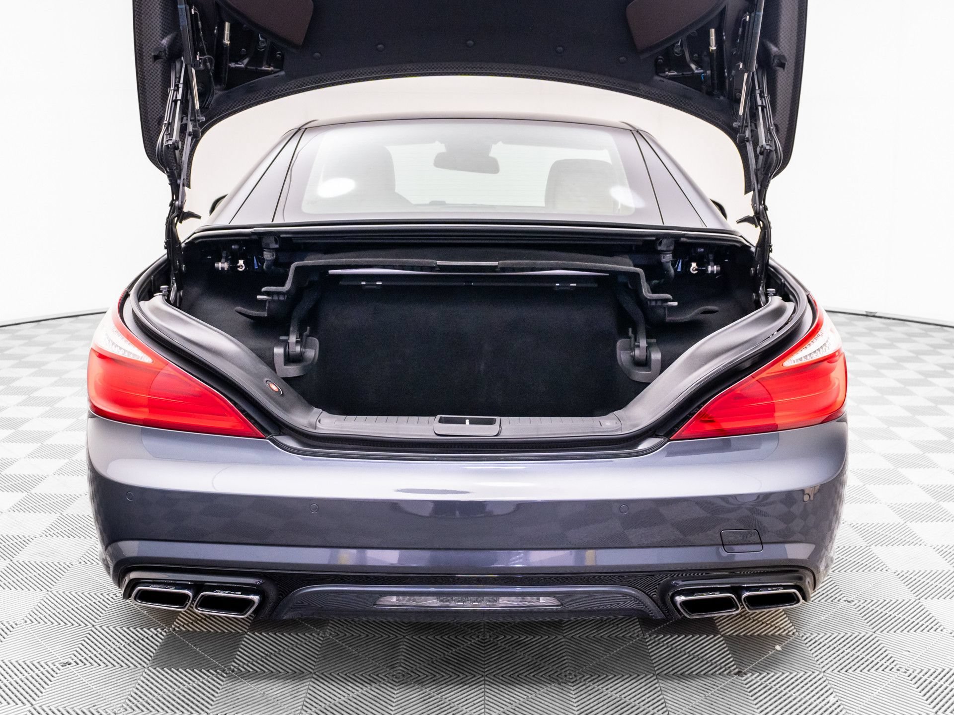 Used 2013 Mercedes-Benz SL 63 AMG image 33