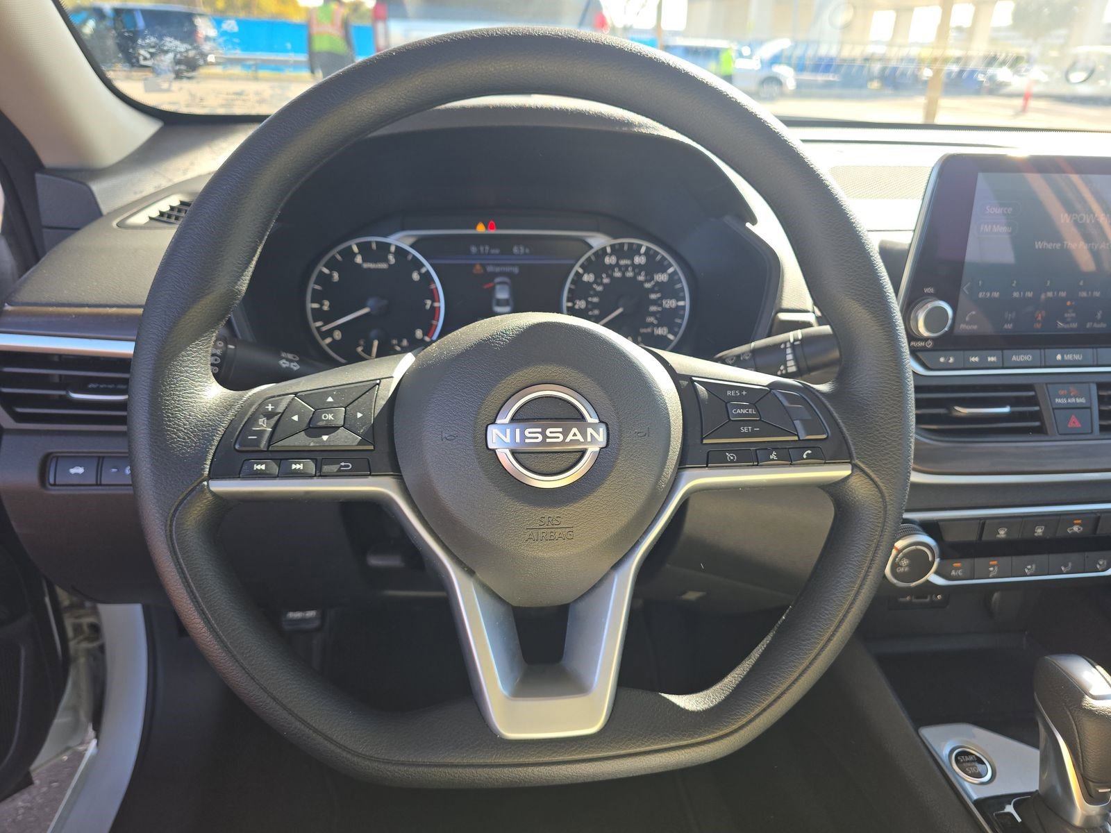 Used 2025 Nissan Altima 2.5 SV image 13