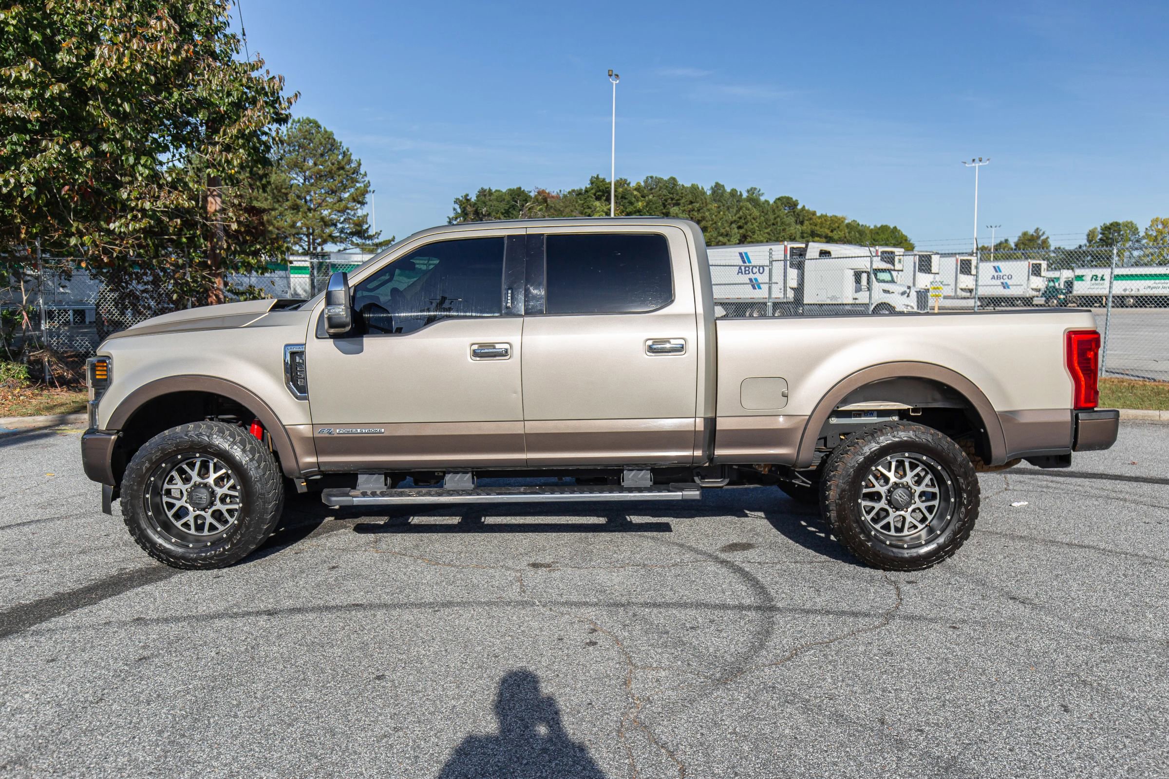 Used 2017 Ford F250 Lariat w/ Chrome Package image 6