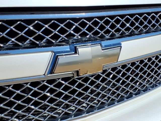 Used 2008 Chevrolet Suburban LTZ w/ LTZ Preferred Equipment Group image 24