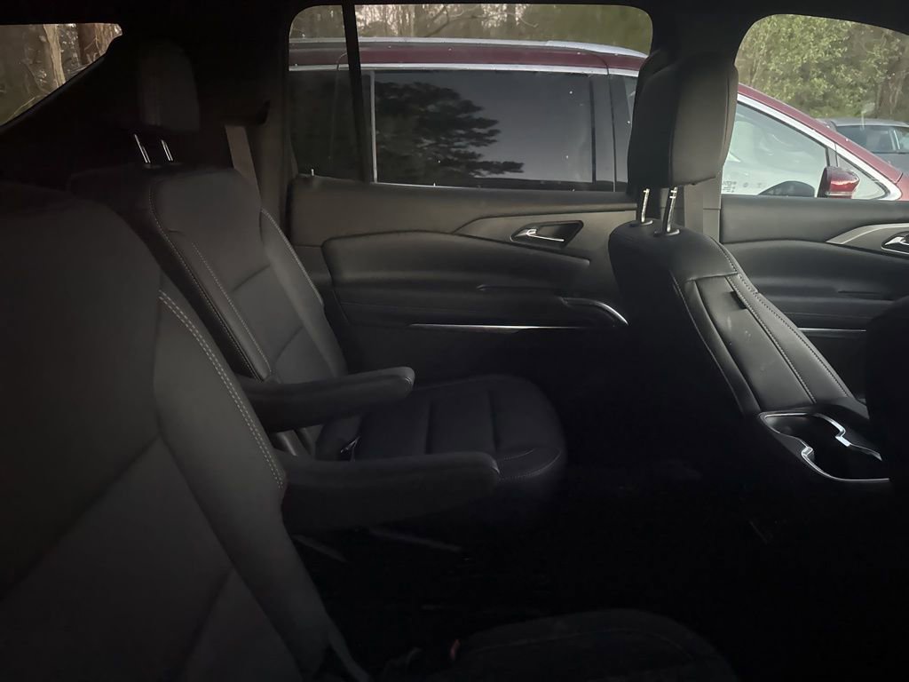 Used 2024 Chevrolet Traverse LT w/ Trailering Package image 13