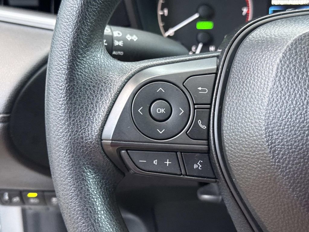 Used 2025 Toyota Corolla Cross AWD Hybrid image 41