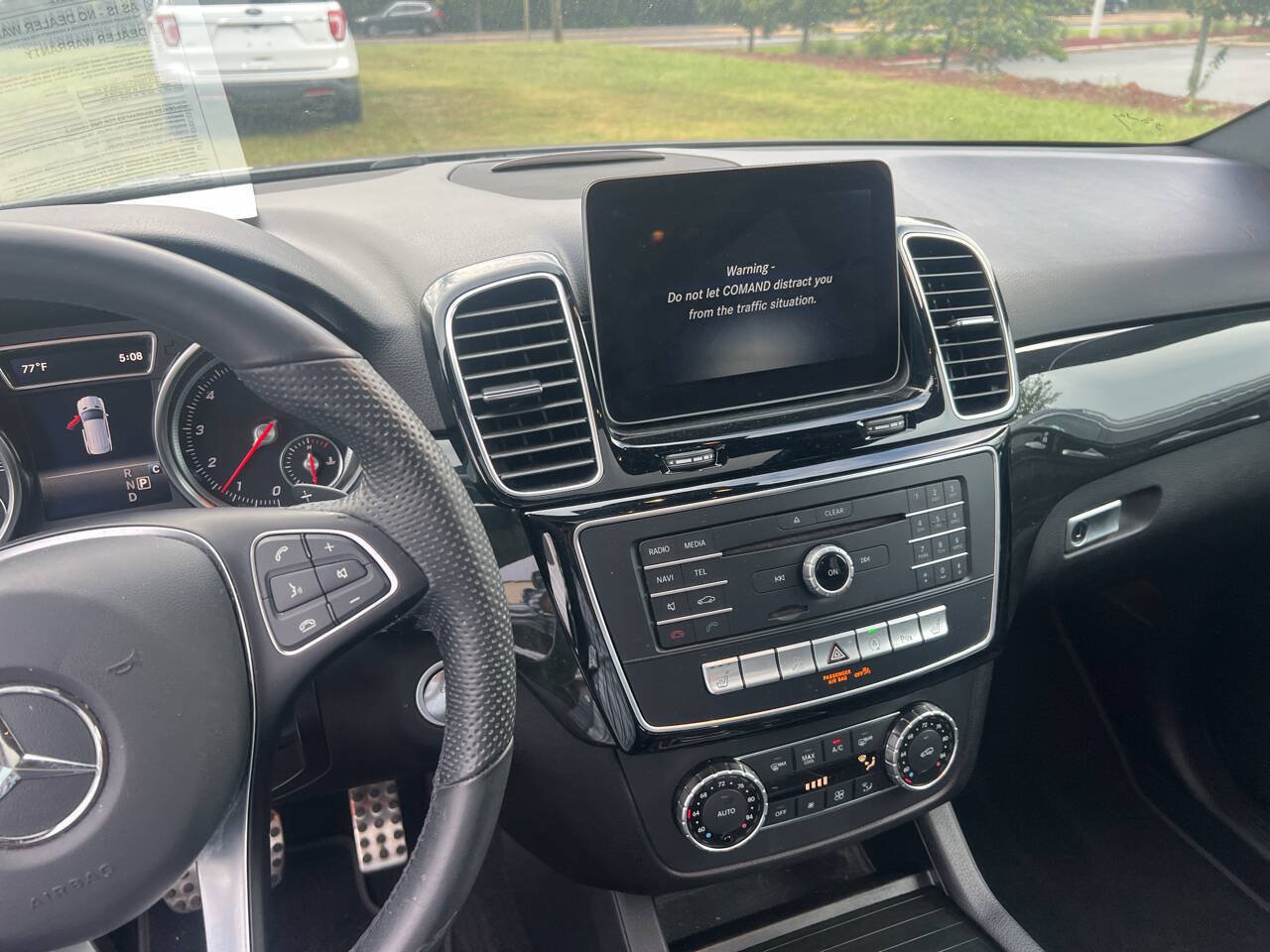 Used 2019 Mercedes-Benz GLE 400 4MATIC image 12