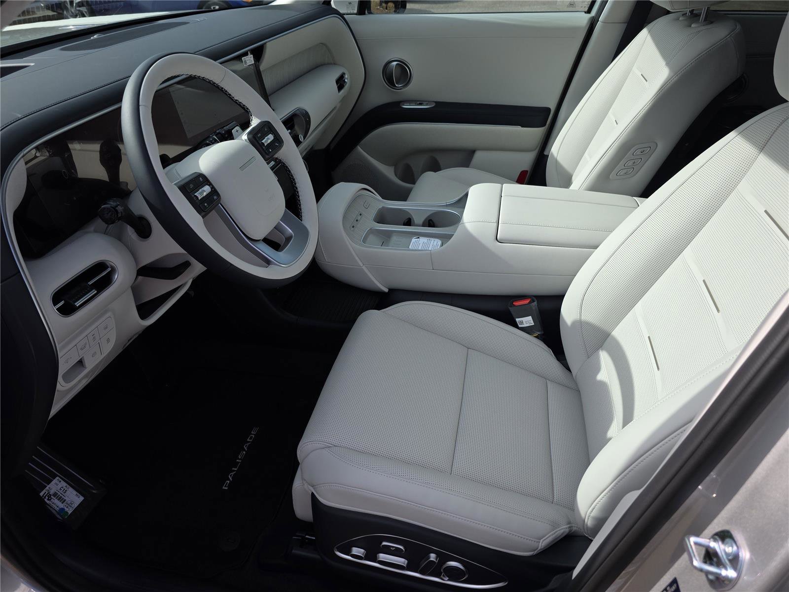 New 2026 Hyundai Palisade Calligraphy image 3