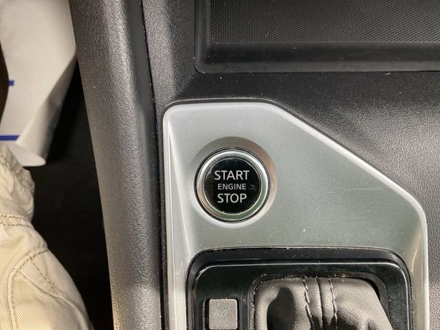 Used 2025 Nissan Altima 2.5 SV image 19