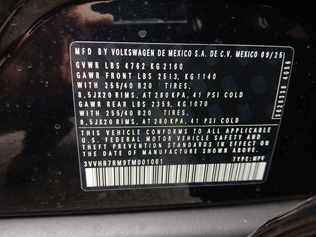 New 2026 Volkswagen Tiguan SE R-Line image 29