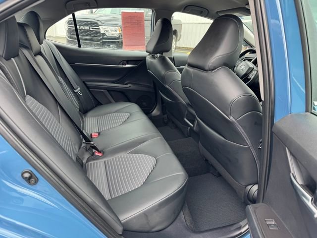 Used 2024 Toyota Camry SE image 30