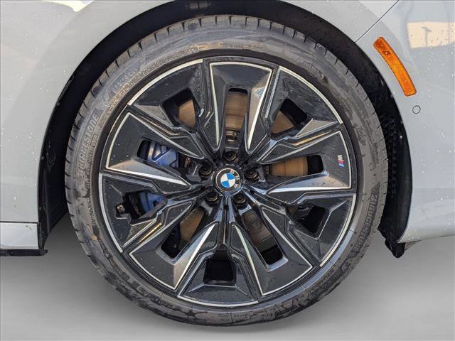 Certified 2024 BMW 760i xDrive w/ Premium Package 2 image 24