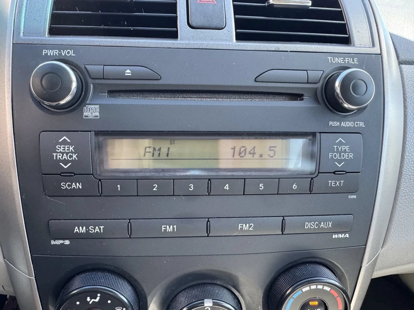 Used 2010 Toyota Corolla LE FWD image 16