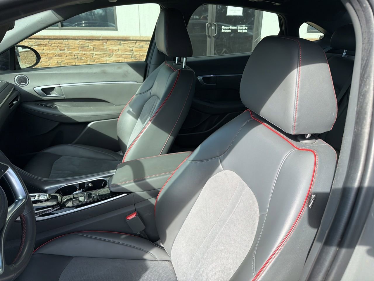 Used 2022 Hyundai Sonata SEL Plus image 2