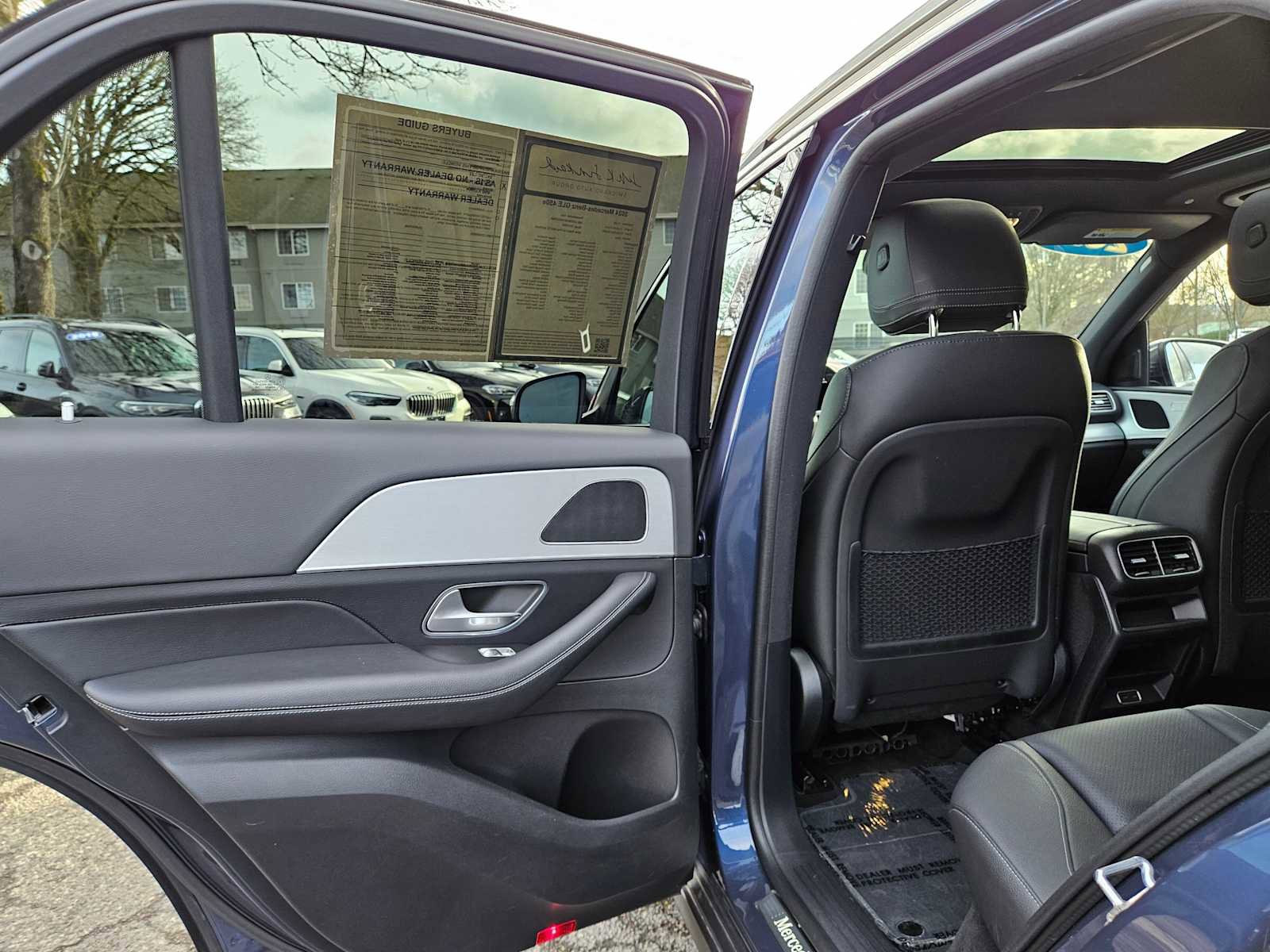 Used 2024 Mercedes-Benz GLE 450e 4MATIC image 19