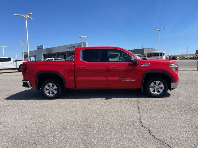 Used 2020 GMC Sierra 1500 SLE w/ SLE Value Package image 4