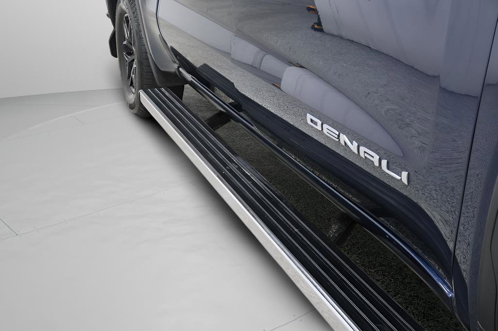 Used 2023 GMC Sierra 1500 Denali Ultimate image 32