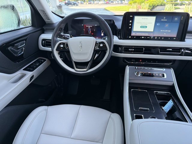 New 2026 Lincoln Aviator 2WD image 25
