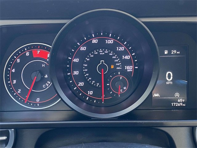 Used 2023 Hyundai Elantra SE image 22