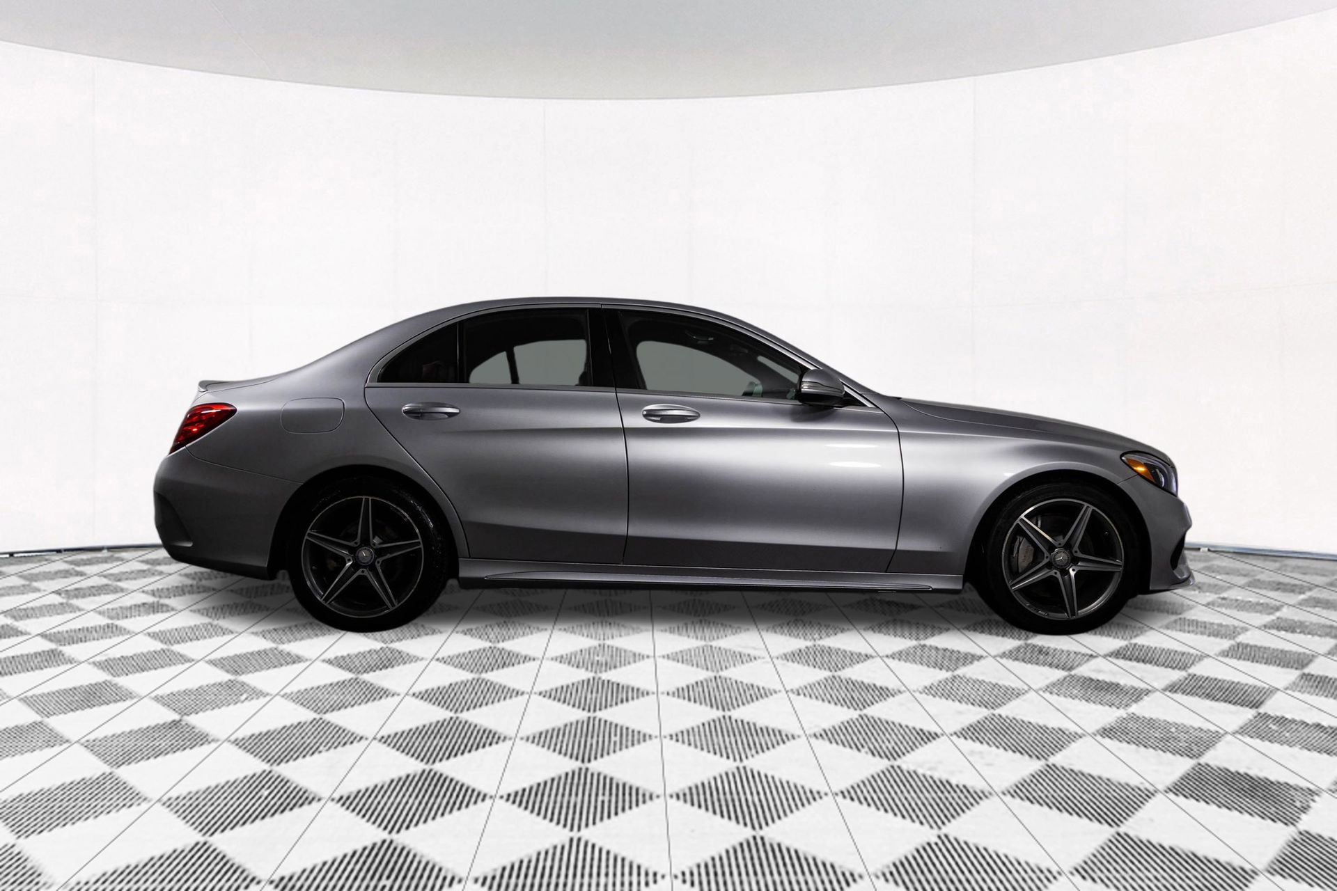 Used 2015 Mercedes-Benz C 300 4MATIC Sedan image 17