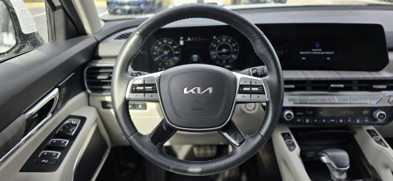 Used 2023 Kia Telluride SX AWD/4WD image 15