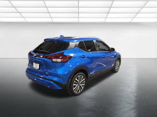 Used 2023 Nissan Kicks SV FWD image 4