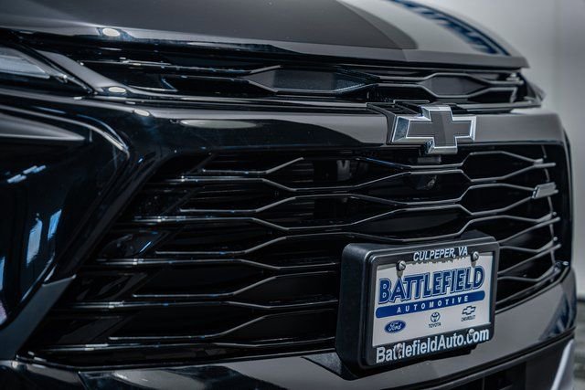 New 2026 Chevrolet Blazer LT w/ LPO, Black Sport Package image 13
