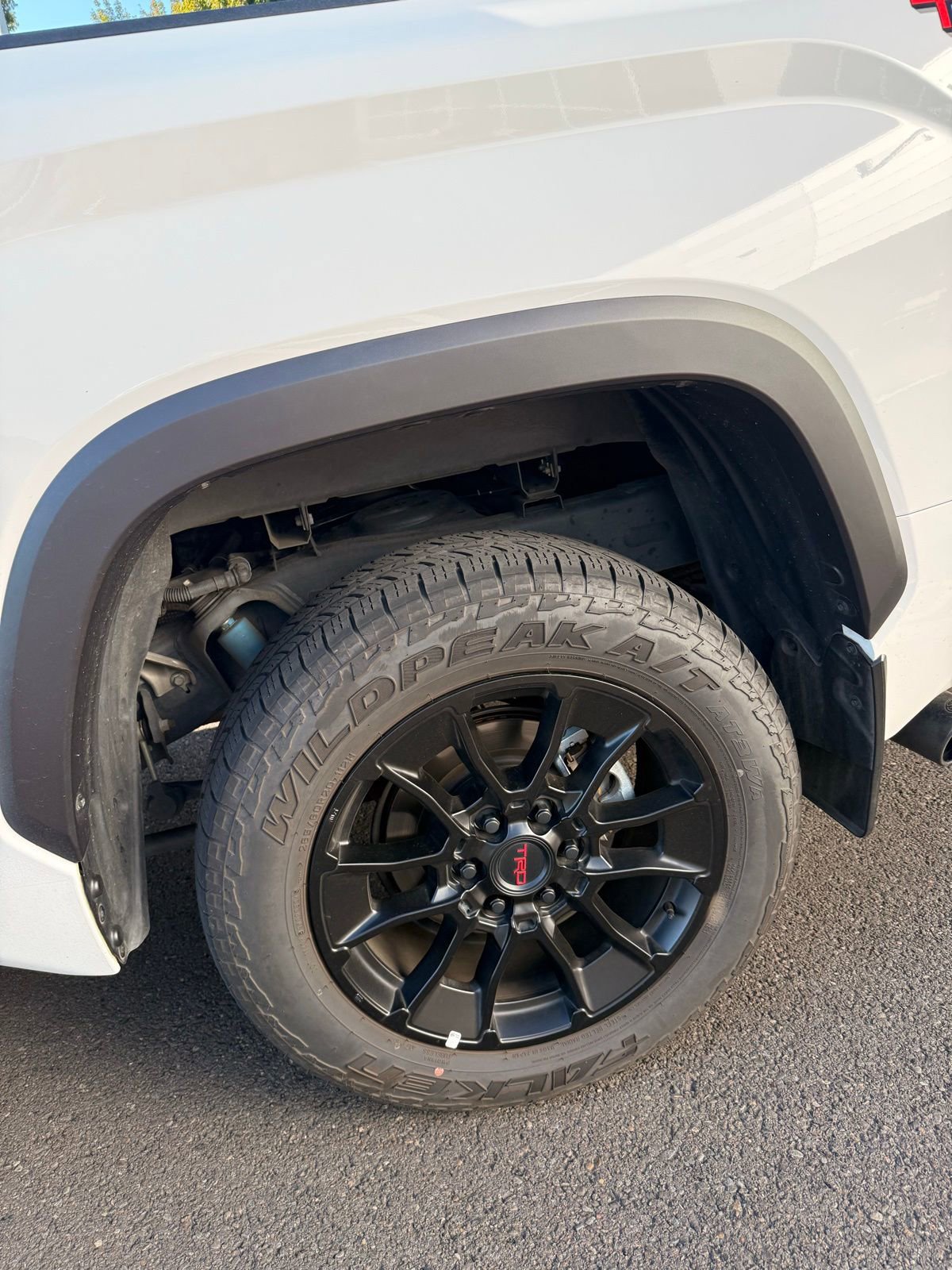 Used 2025 Toyota Tundra Limited image 6