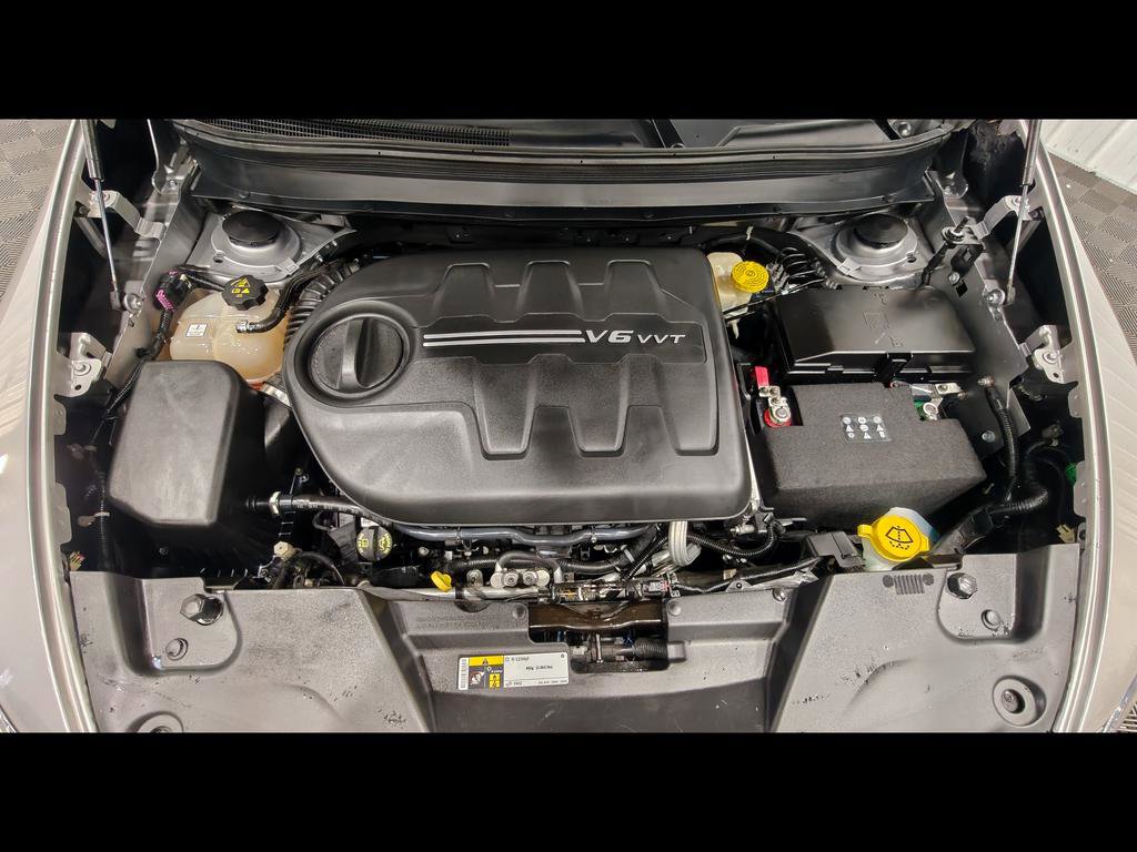 Used 2017 Jeep Cherokee Latitude w/ Cold Weather Group image 47