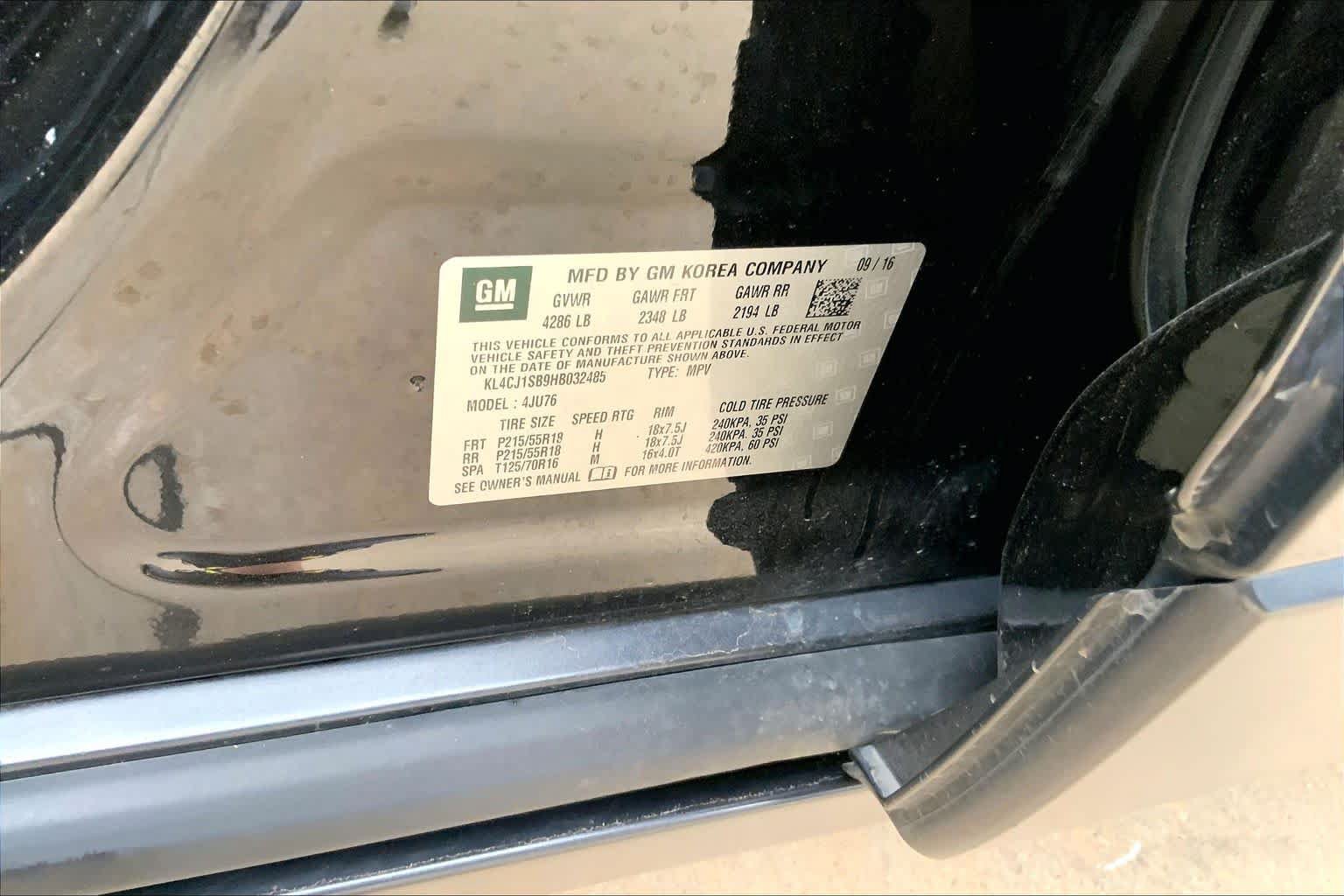 Used 2017 Buick Encore Sport Touring w/ Safety Package FWD image 33