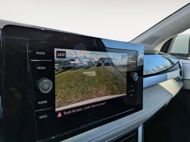 New 2026 Volkswagen Taos SE AWD/4WD image 21