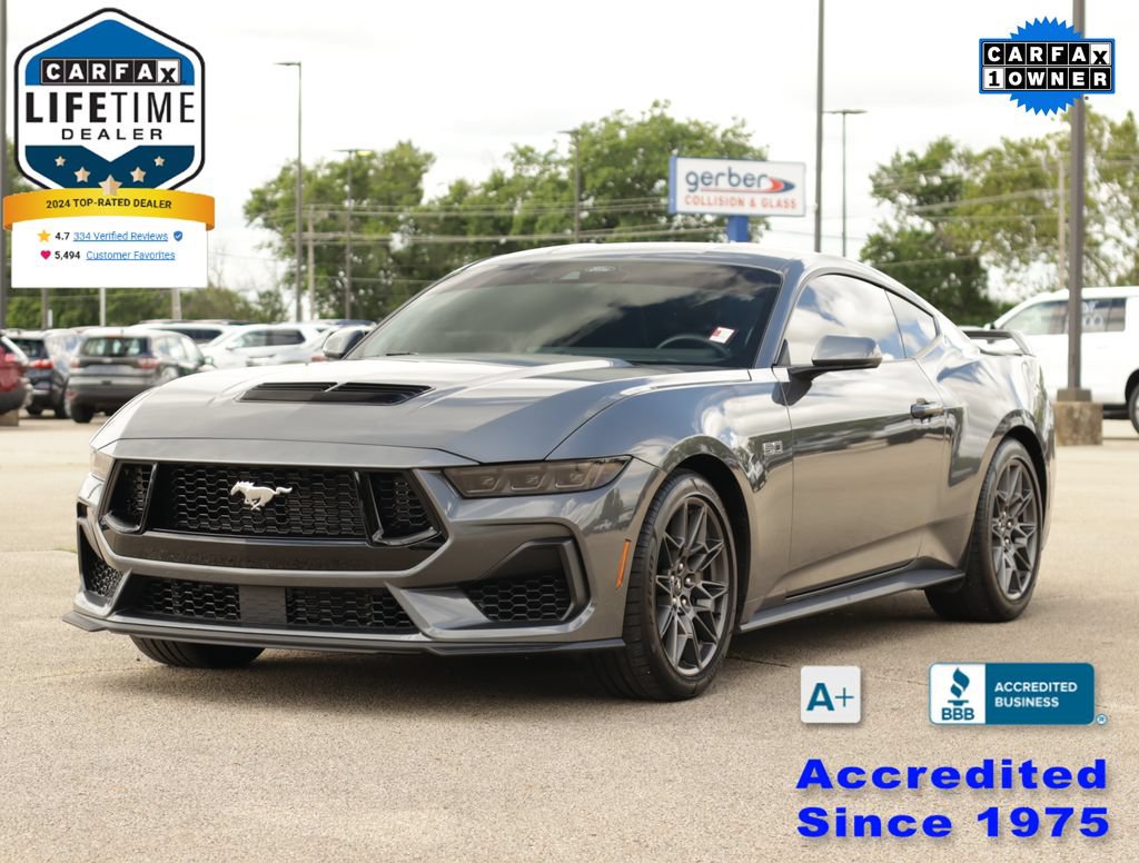 Used 2025 Ford Mustang GT Premium w/ GT Performance Package RWD image 3
