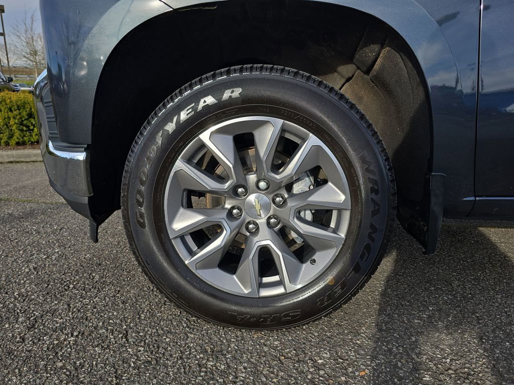 Certified 2020 Chevrolet Silverado 1500 LT w/ True North Edition image 34