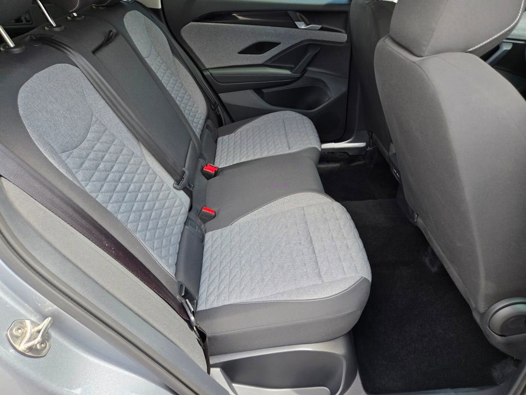 Certified 2025 Volkswagen Tiguan S FWD image 13
