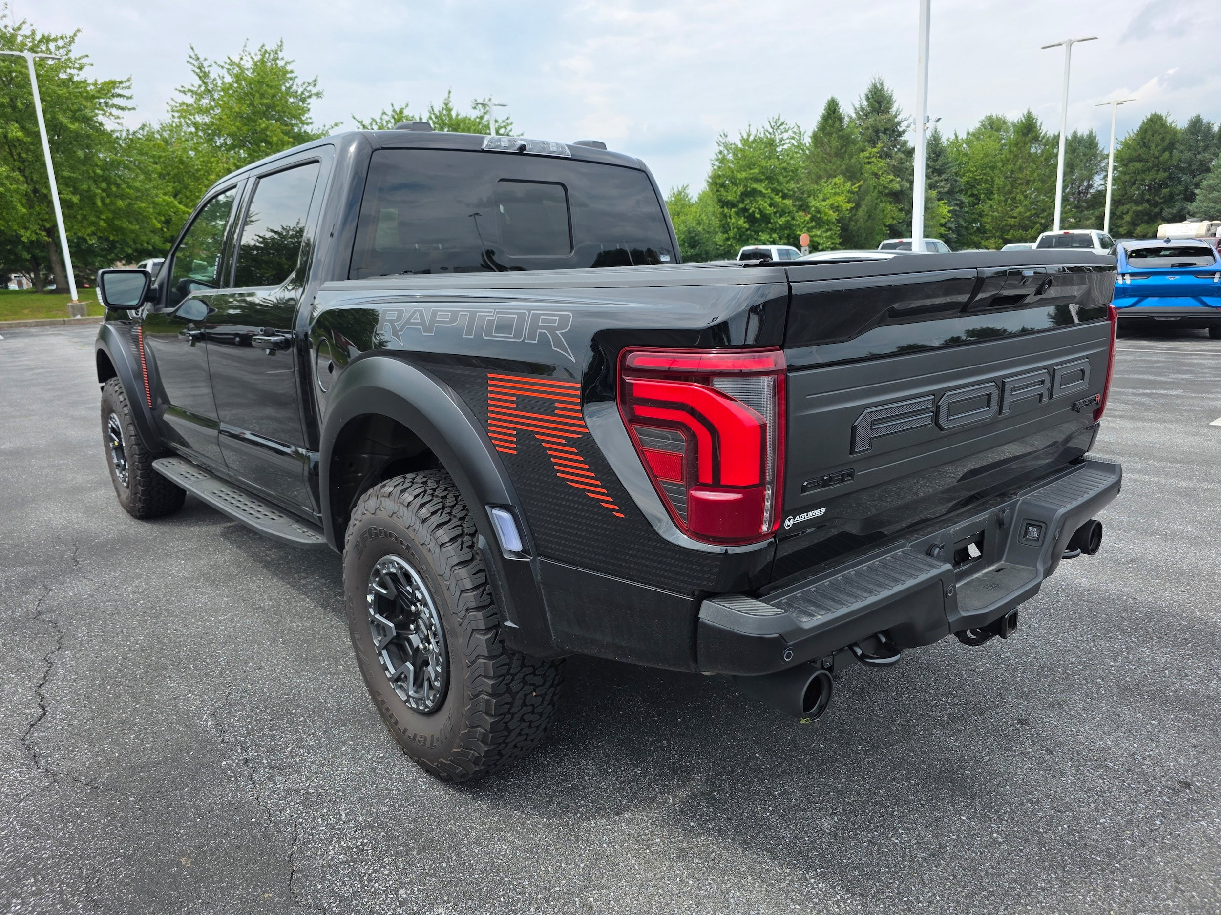 Used 2026 Ford F150 Raptor w/ Equipment Group 803A Raptor R AWD/4WD image 3