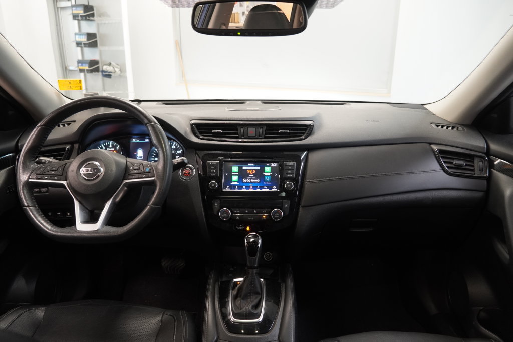 Used 2019 Nissan Rogue SL w/ Premium Package AWD/4WD image 19