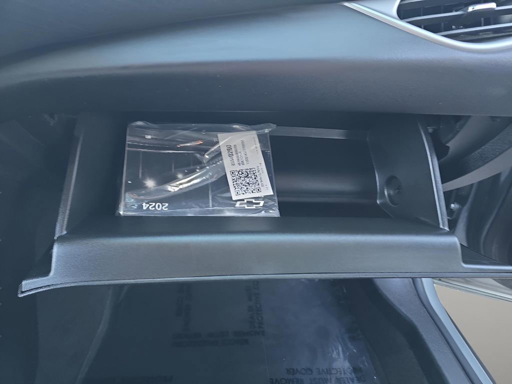 Used 2024 Chevrolet Malibu LS image 33