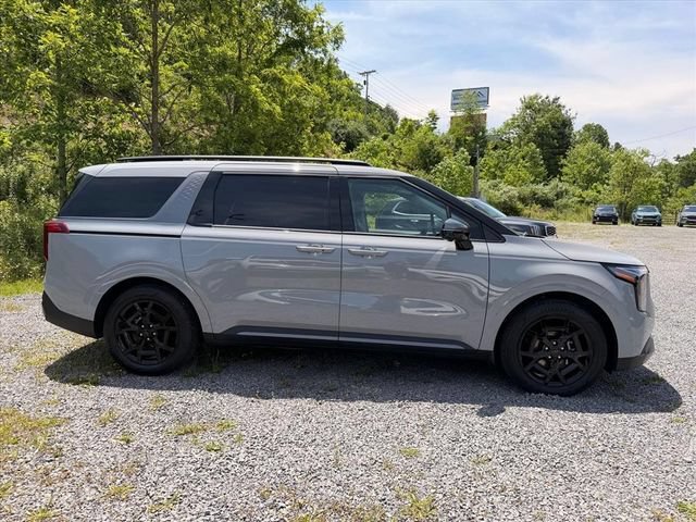 Used 2026 Kia Carnival SX w/ SX Dark Edition Package FWD image 17
