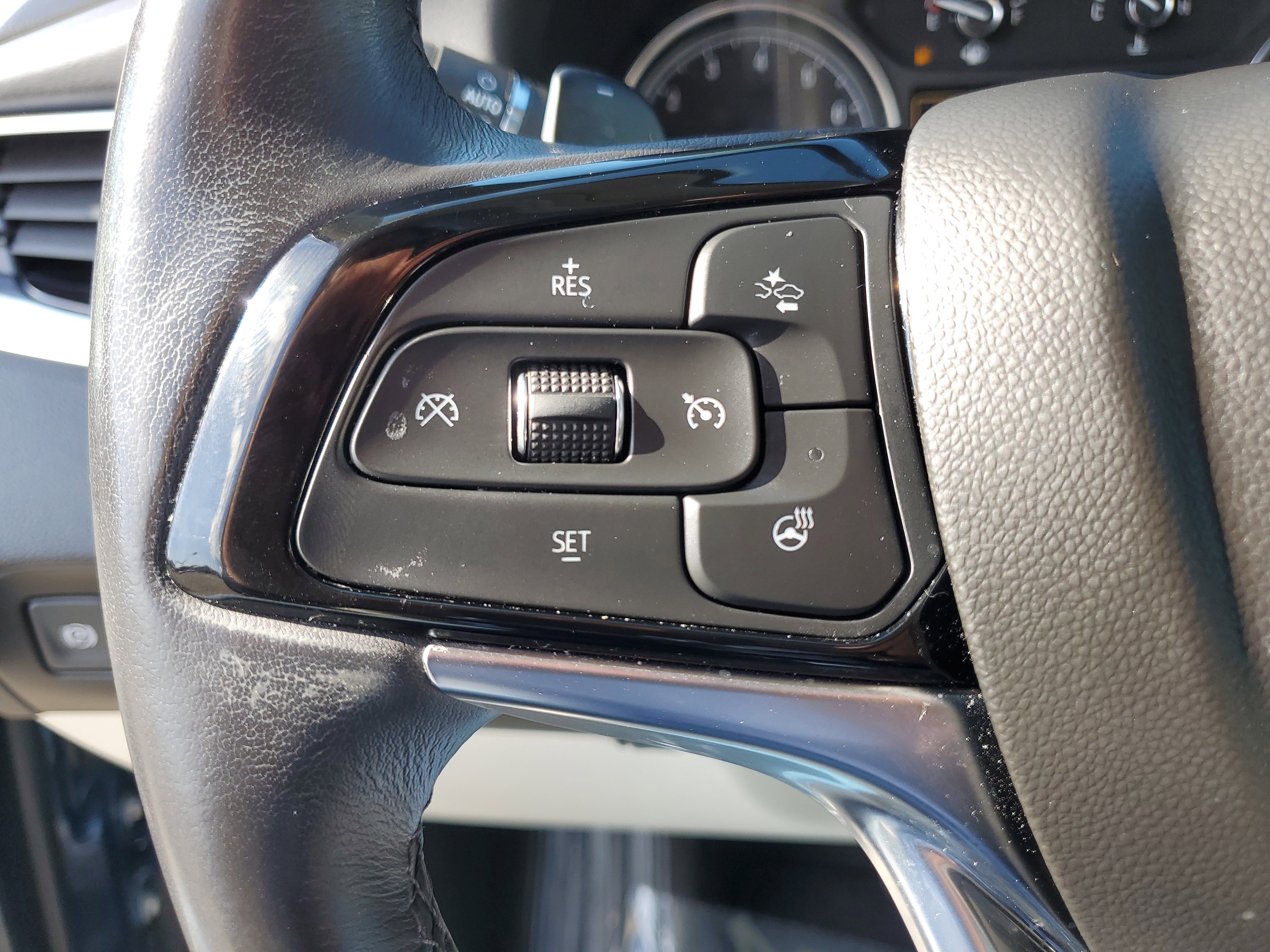 Used 2022 Buick Enclave Essence w/ Experience Buick Package image 25