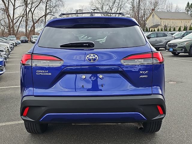 Used 2025 Toyota Corolla Cross XLE w/ Convenience Package image 5