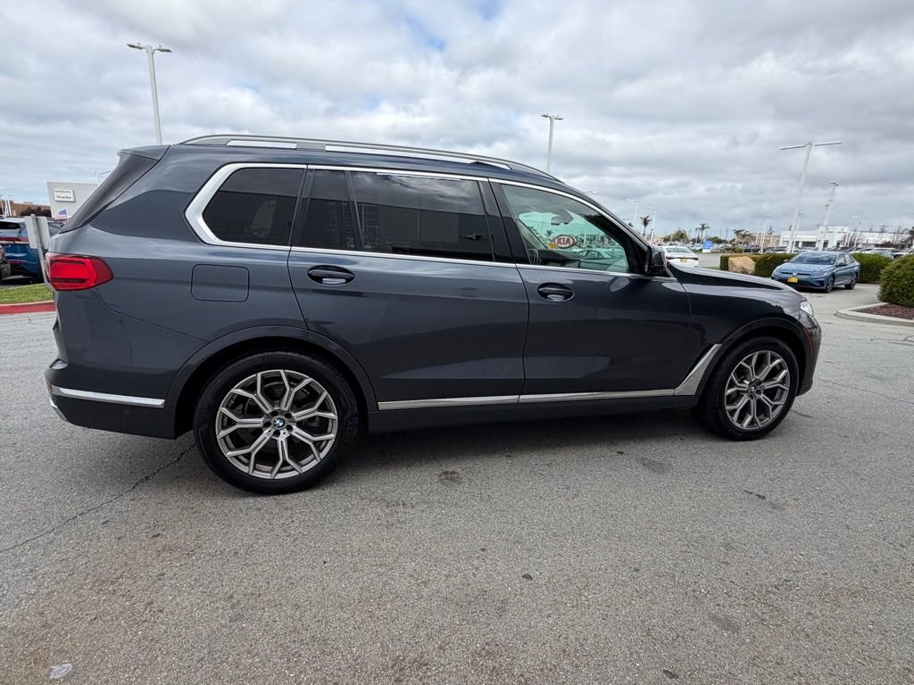 Used 2020 BMW X7 xDrive40i w/ Premium Package AWD/4WD image 7