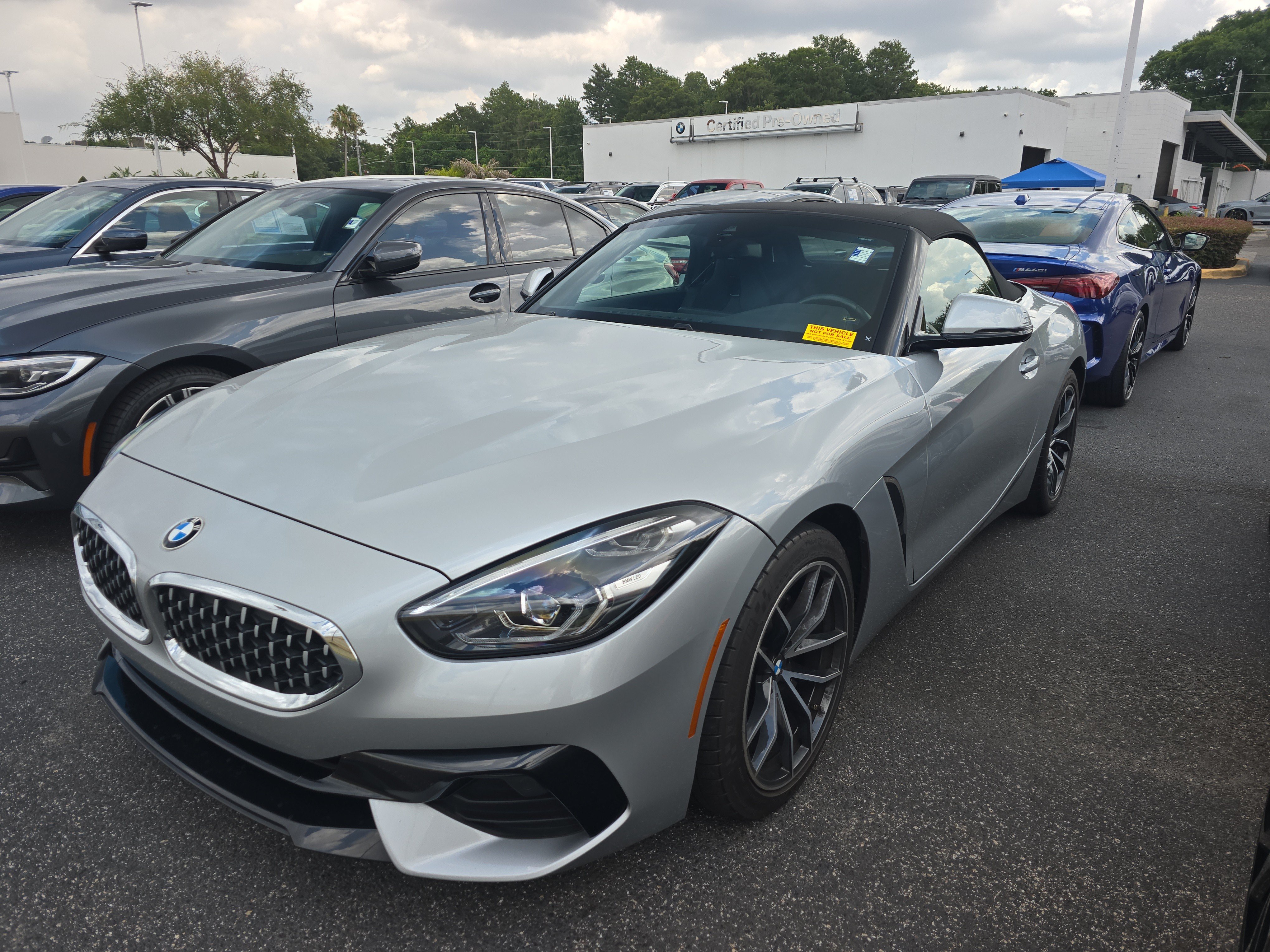 Used 2022 BMW Z4 sDrive30i RWD image 3