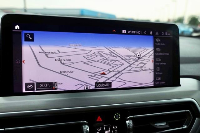 Used 2024 BMW X3 sDrive30i w/ Premium Package RWD image 6