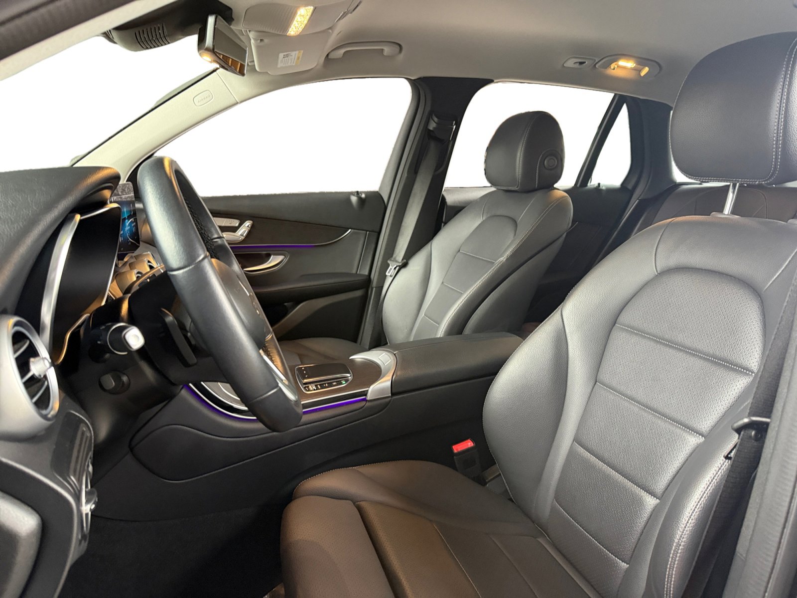 Used 2022 Mercedes-Benz GLC 300 image 9