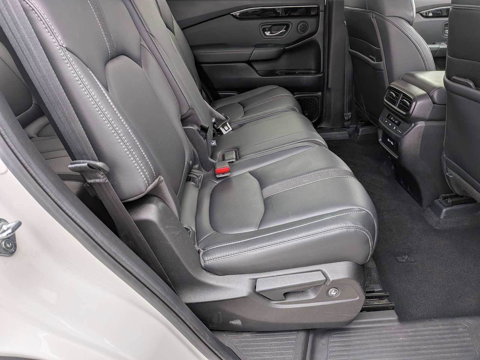 Certified 2023 Honda Pilot EX-L image 17