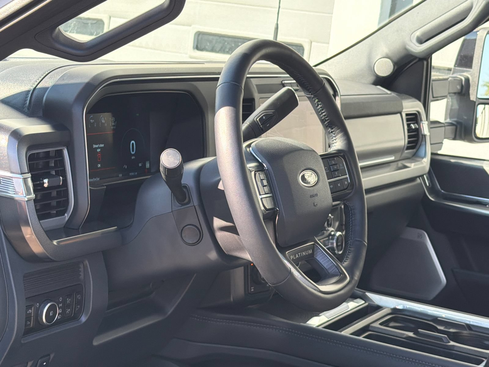 Used 2025 Ford F350 Platinum w/ Tremor Off-Road Package AWD/4WD image 19