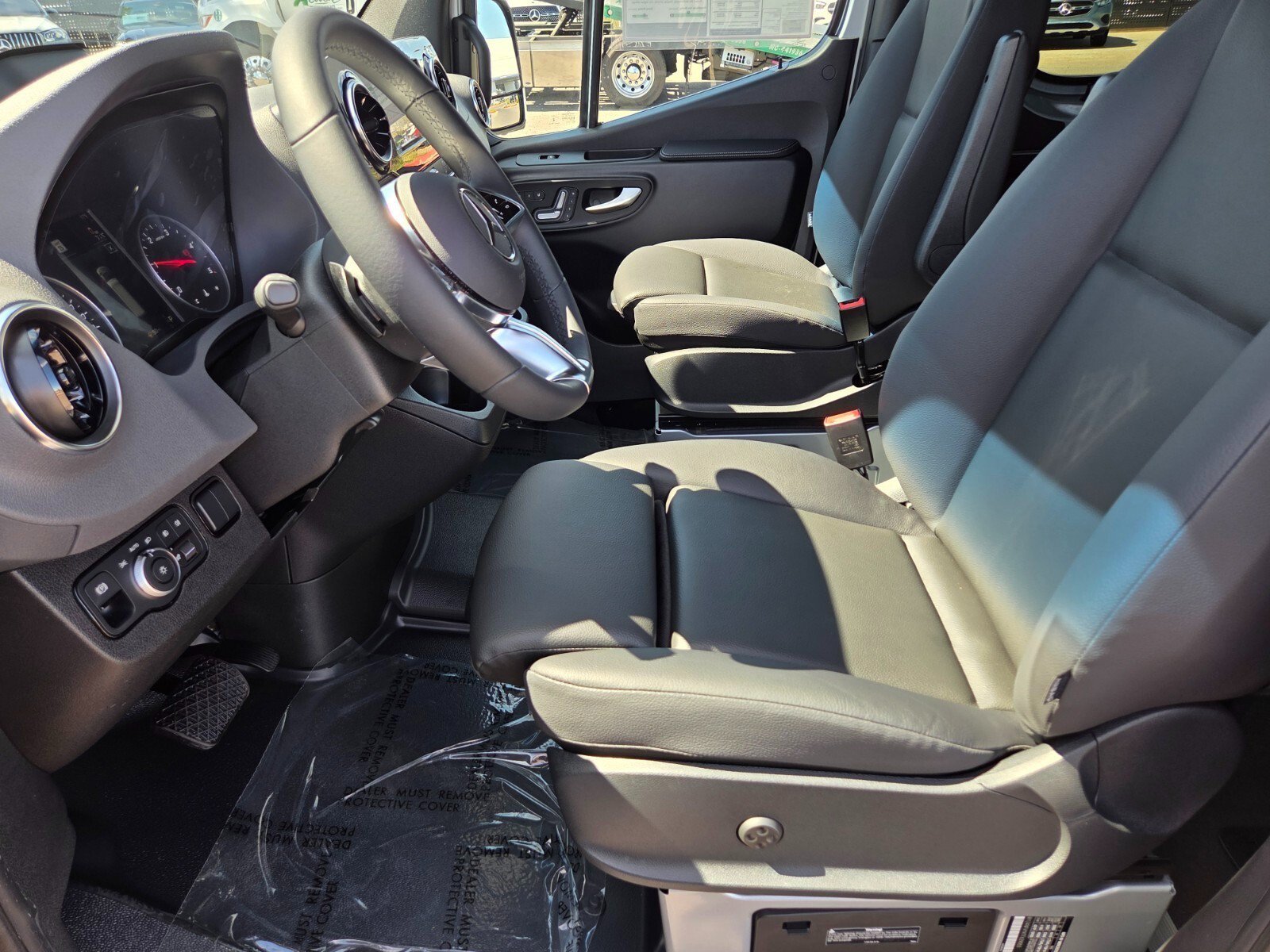 New 2026 Mercedes-Benz Sprinter 2500 image 11